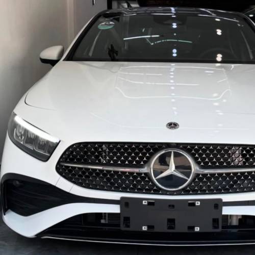 بنز مدل کلاس A سدان A180L سال 2025  صفر