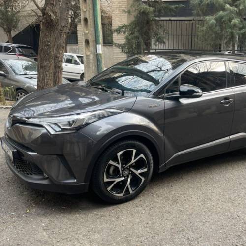تویوتا مدل C-HR هیبرید 1.8 لیتر سال 2018  کارکرده