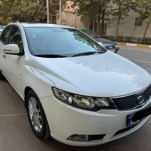 کیا مدل سراتو 2.0 لیتر آپشنال سال 1397  کارکرده