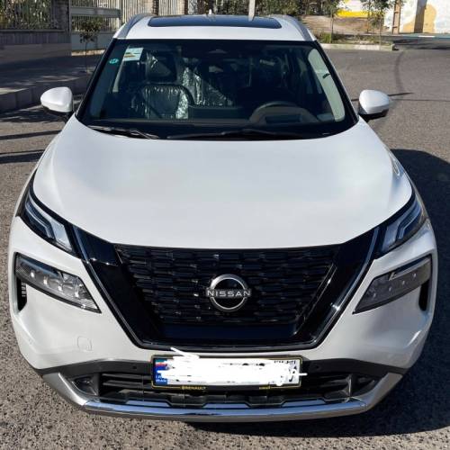 نیسان مدل ایکس تریل e-POWER 1.5 لیتر توربو سال 2024  کارکرده