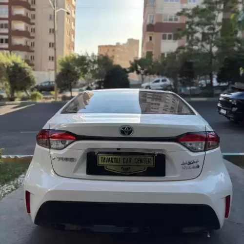 تویوتا مدل لوین هیبرید 1.8 لیتر ساده سال 2024  صفر