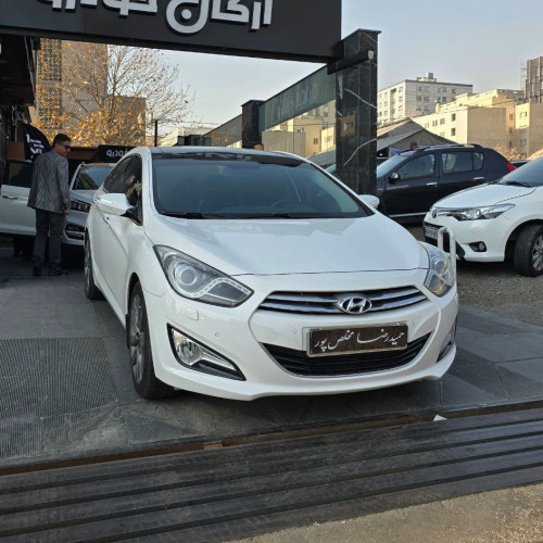 هیوندای I40 مدل ۲۰۱۵