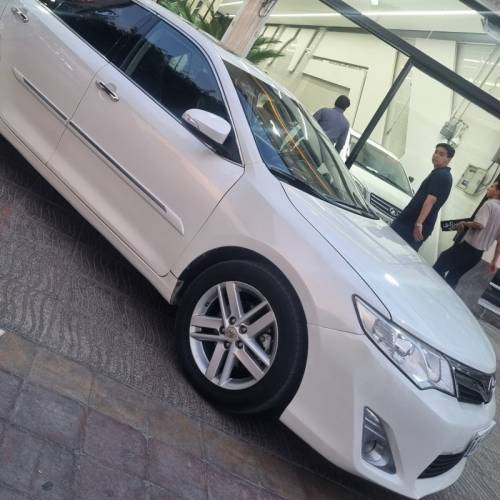 تویوتا مدل کمری GLX سال 2014  کارکرده