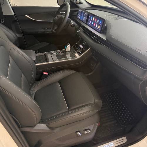 فونیکس مدل تیگو 7 پرو مکس 1.6 لیتر توربو 2WD سال 1404  کارکرده