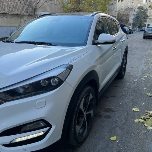 هیوندای مدل توسان 2.0 لیتر دو دیفرانسیل سال 2017  کارکرده