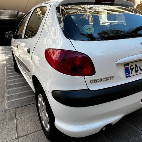 پژو مدل 206 تیپ 5 سال 1398  کارکرده