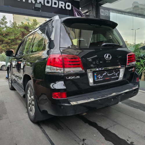 لکسوس lx570 مدل ۲۰۱۳