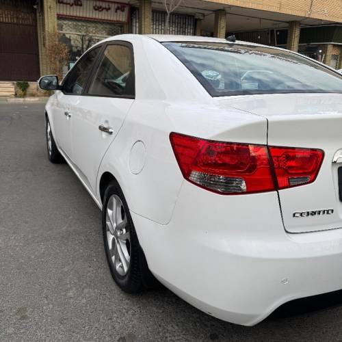 کیا مدل سراتو 2.0 لیتر اتوماتیک سال 2018  کارکرده