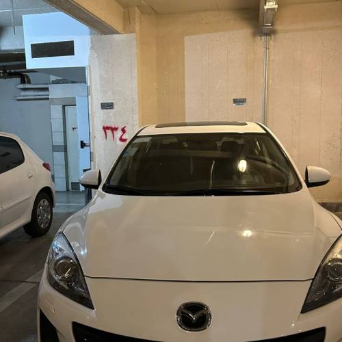 مزدا مدل 3 نیو صندوق دار سال 1397  کارکرده