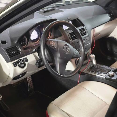 بنز C200 مدل 2011