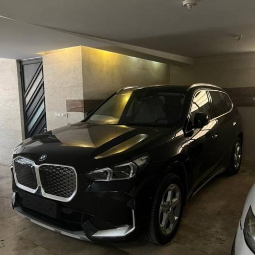 بی ام و مدل ix1 سال 2025  صفر