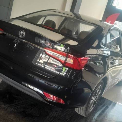 ام جی مدل 5 سال 2024  صفر