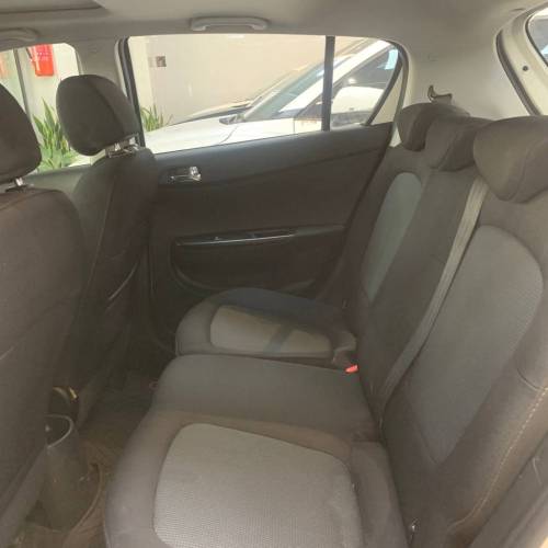 هیوندای i20 2015