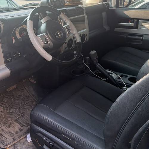 تویوتا مدل اف جی کروزر سال 2011  کارکرده