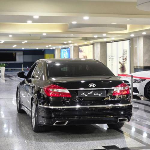 هیوندای جنسیس مدل 2011