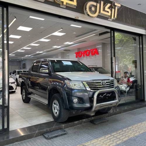 هایلوکس دنده ای مدل ۲۰۱۳