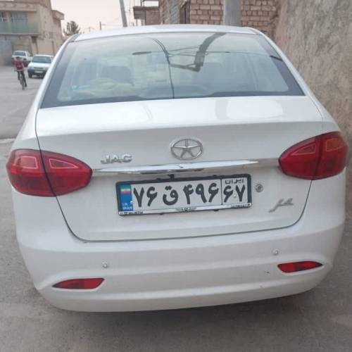 جک مدل J4 سال 1401  کارکرده