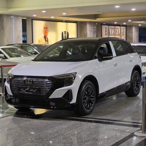 آئودی Q5 تیپ 4 بلک پکیج مدل 2025