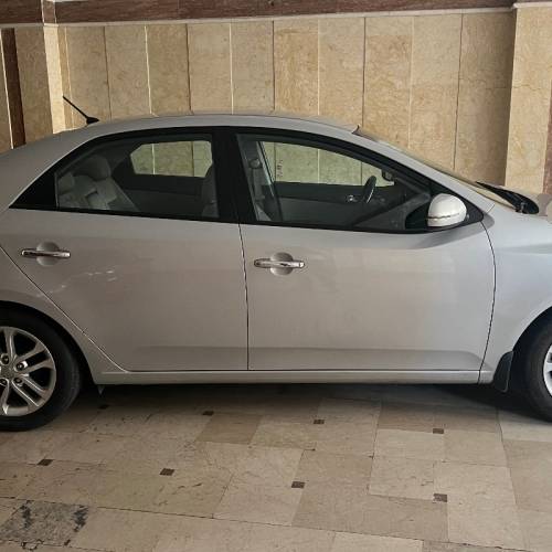 کیا مدل سراتو 2.0 لیتر ساده سال 1395  کارکرده