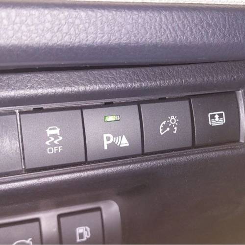 تویوتا مدل کمری هیبرید 2.5 لیتر اسپرت پلاس سال 2025  صفر