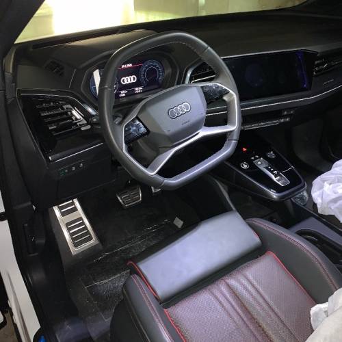 آئودی مدل Q5 e-tron 40 سال 2023  صفر