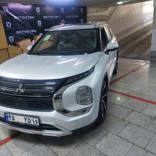 میتسوبیشی مدل اوتلندر دو دیفرانسیل M لاین سال 2023  صفر