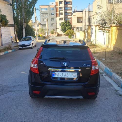 دانگ فنگ مدل H30 کراس سال 1397  کارکرده