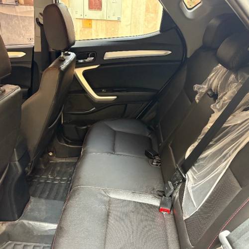 جک مدل S3 اتوماتیک سال 1401  کارکرده