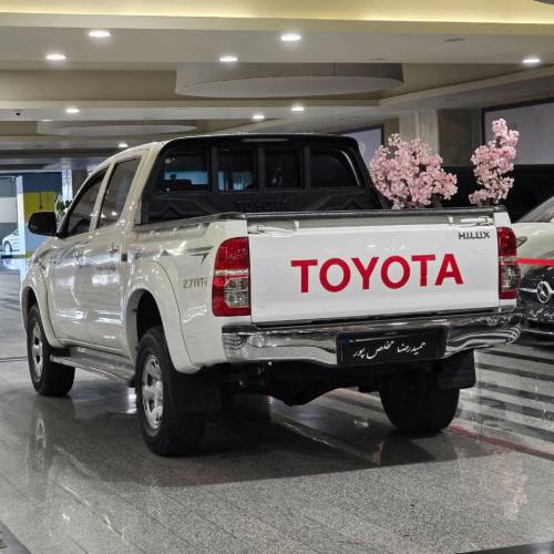 تویوتا هایلوکس مدل 2015 کارکرد 152هزار