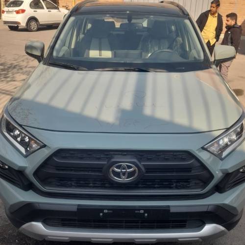 تویوتا مدل راوفور 2.5 لیتر دو دیفرانسیل ادونچر سال 2025  کارکرده