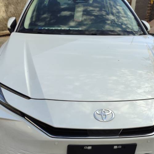 تویوتا مدل کمری XLE سال 2025  کارکرده