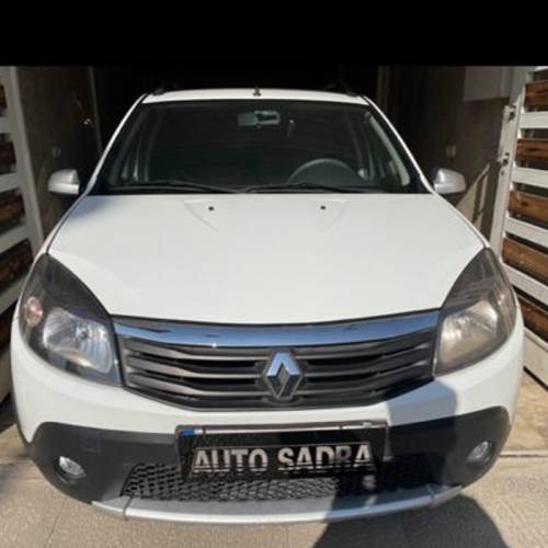 رنو مدل ساندرو استپ وی اتوماتیک سال 1397  کارکرده