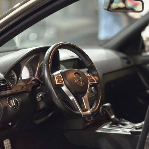 بنز c200 مدل 2010