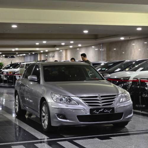 هیوندای جنسیس مدل 2010