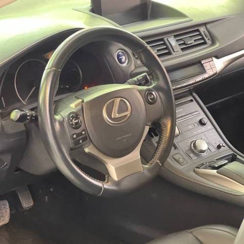لکسوس ct200 مدل ۲۰۱۴