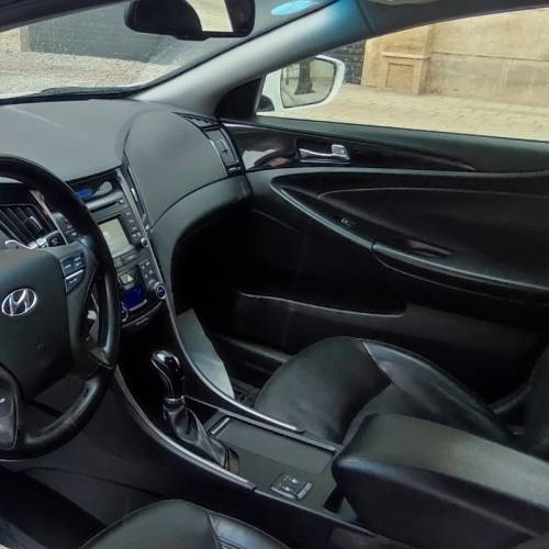 هیوندای مدل سوناتا 2.4 لیتر اتوماتیک سال 2014  کارکرده