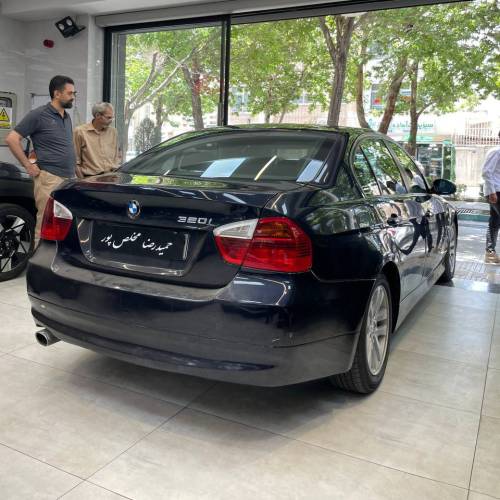 بی ام دبلیو 320i مدل ۲۰۰۸
