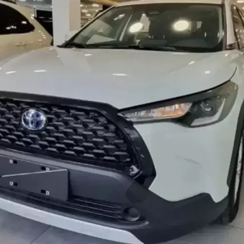 تویوتا مدل کرولا کراس هیبرید 2.0 لیتر سال 2024  صفر