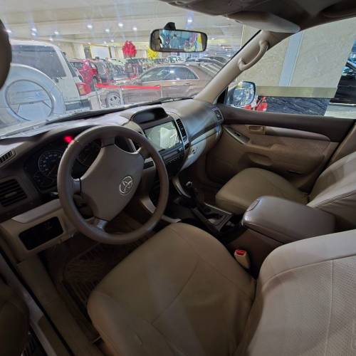 تویوتا پرادو مدل 2006