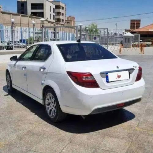 دنا مدل پلاس EF7 اتوماتیک توربو ساده سال 1401  کارکرده