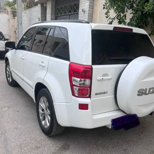 سوزوکی مدل ویتارا گرند 2.4 لیتر اتوماتیک سال 1397  کارکرده