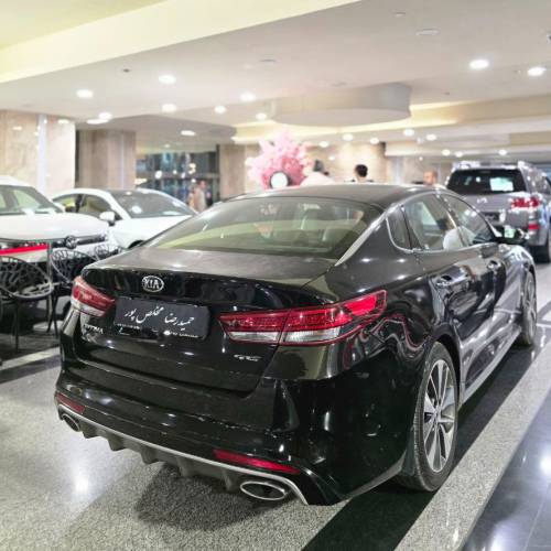 کیا اپتیما مدل 2016