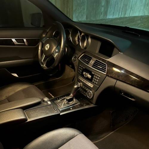 بنز مدل کلاس C C200 سال 2012  کارکرده