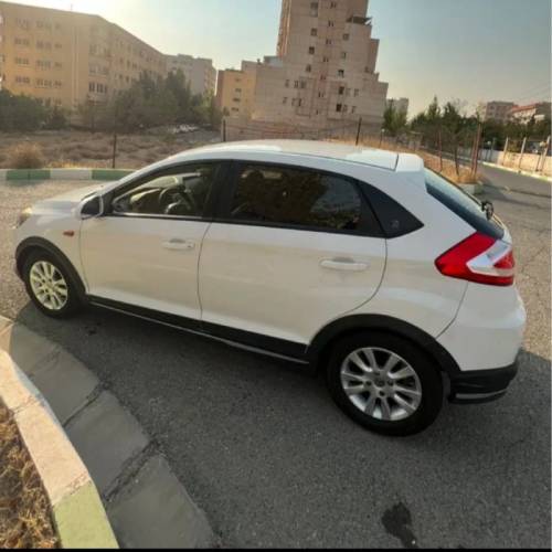 ام وی ام مدل 315هاچ بک اسپرت اکسلنت سال 1396  کارکرده