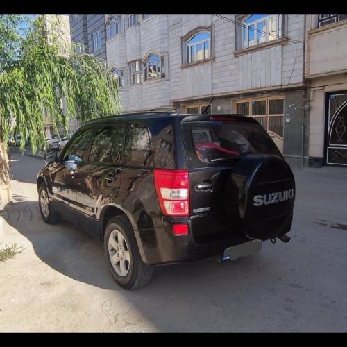 سوزوکی مدل ویتارا گرند سال 1388  کارکرده