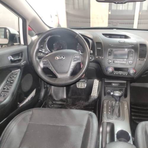 کیا مدل سراتو 2.0 لیتر اتوماتیک سال 2015  کارکرده