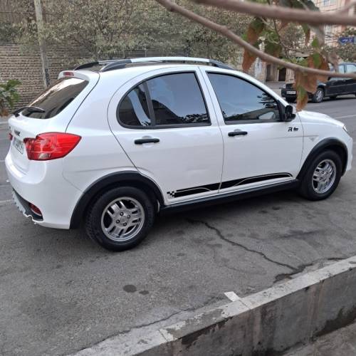 کوییک مدل دنده ای R سال 1401  کارکرده