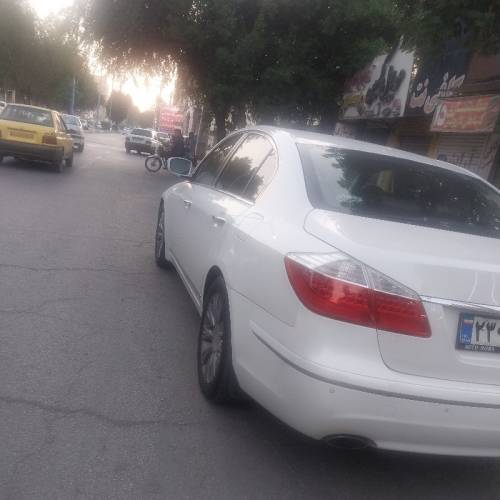 هیوندای مدل جنسیس سال 2011  کارکرده