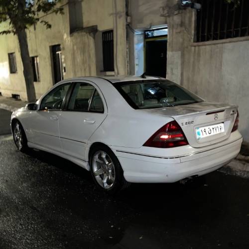 بنز مدل کلاس C سال 2005  کارکرده