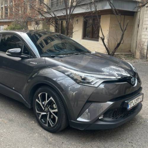 تویوتا مدل C-HR هیبرید 1.8 لیتر سال 2018  کارکرده